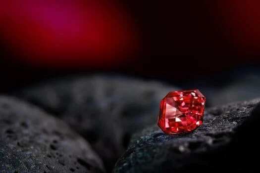 Mahenge Spinel